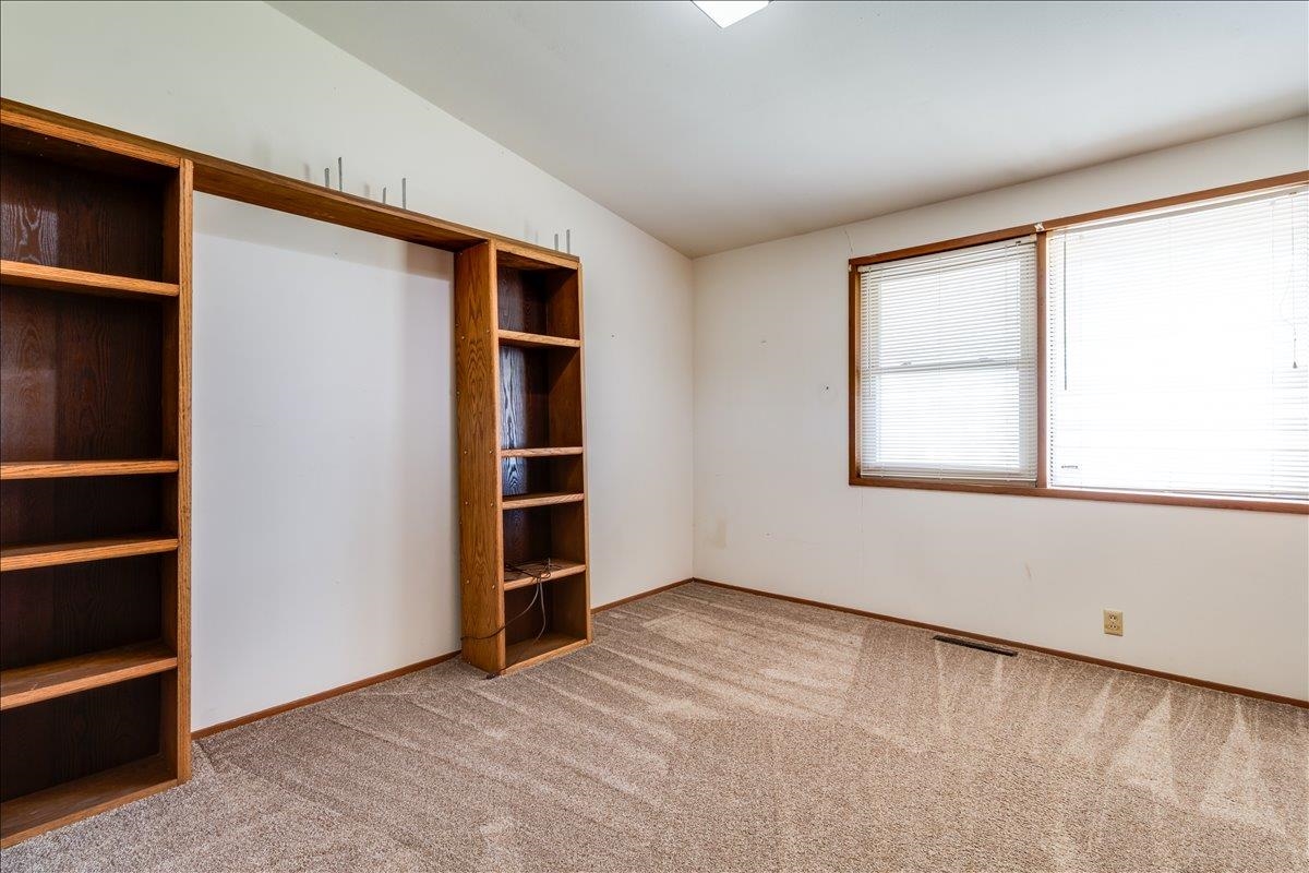 826 N Crestline Street Wichita KS 67212