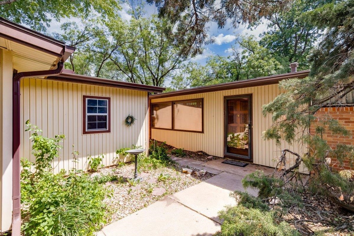 826 N Crestline Street Wichita KS 67212