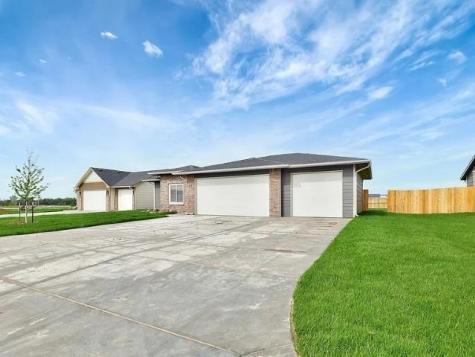 695 W Long Path Court Goddard KS 67052