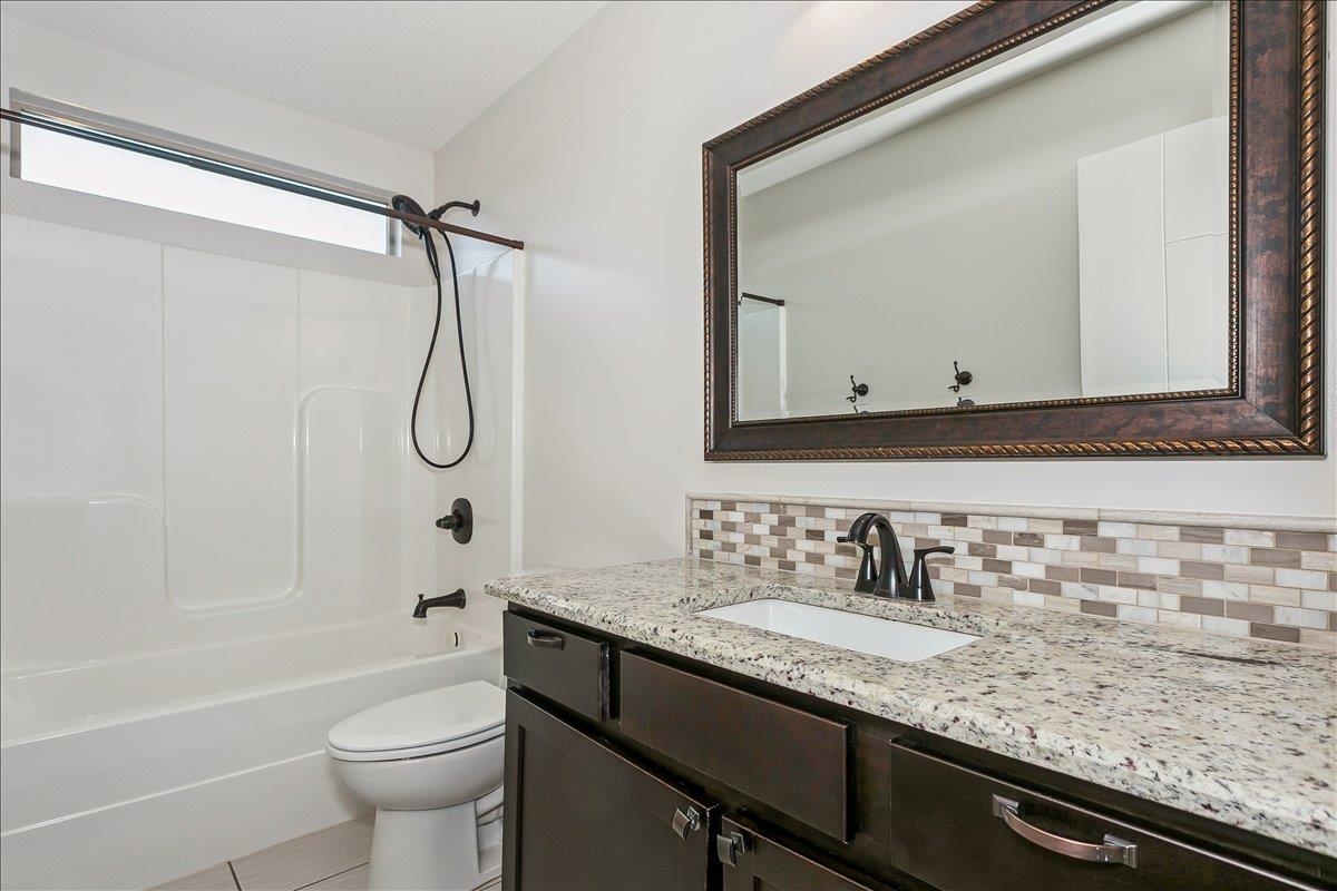 15809 E Boxthorn Wichita KS 67228