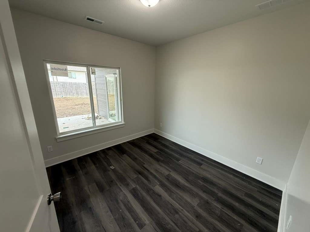 8968 E Forbes Circle Bel Aire KS 67226