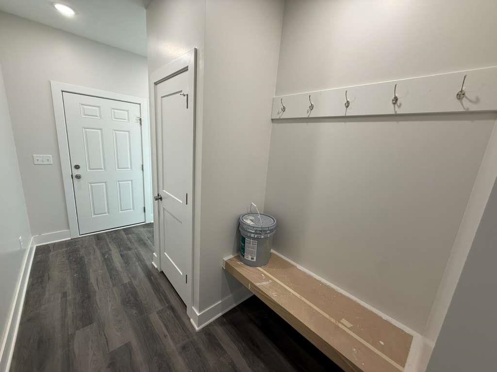 8968 E Forbes Circle Bel Aire KS 67226