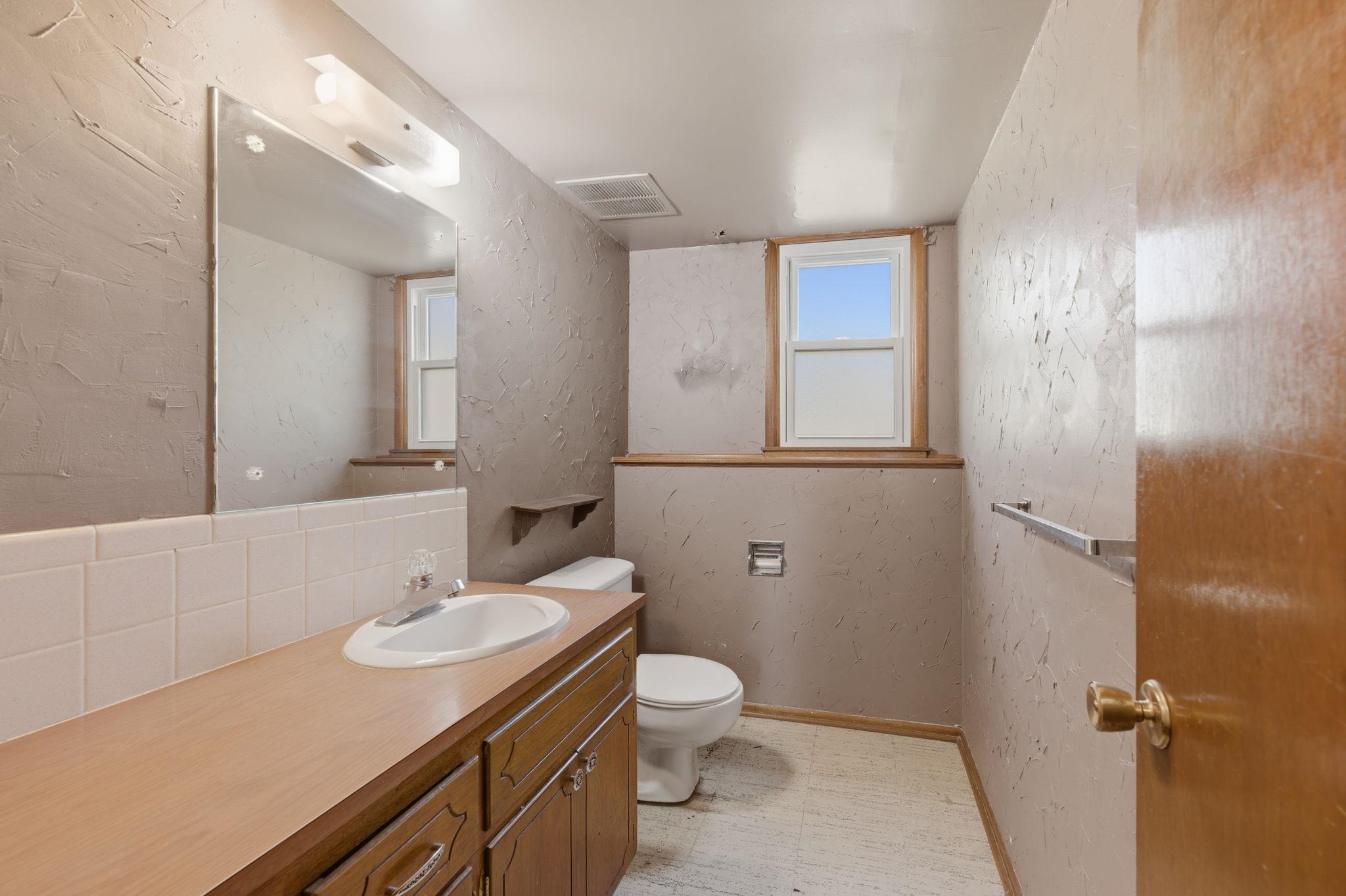 800 E Sunrise Derby KS 67037