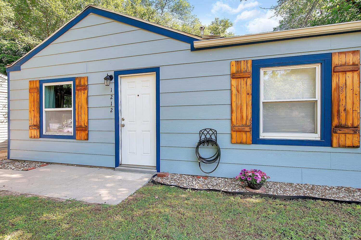 1212 E Evanston Street Park City KS 67219