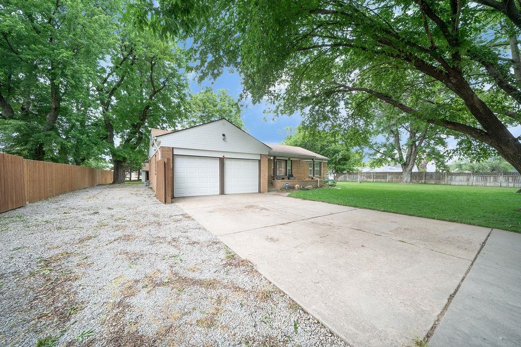 802 W 32nd Street N Wichita KS 67204