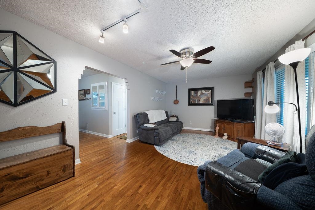 802 W 32nd Street N Wichita KS 67204