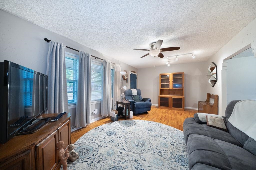 802 W 32nd Street N Wichita KS 67204