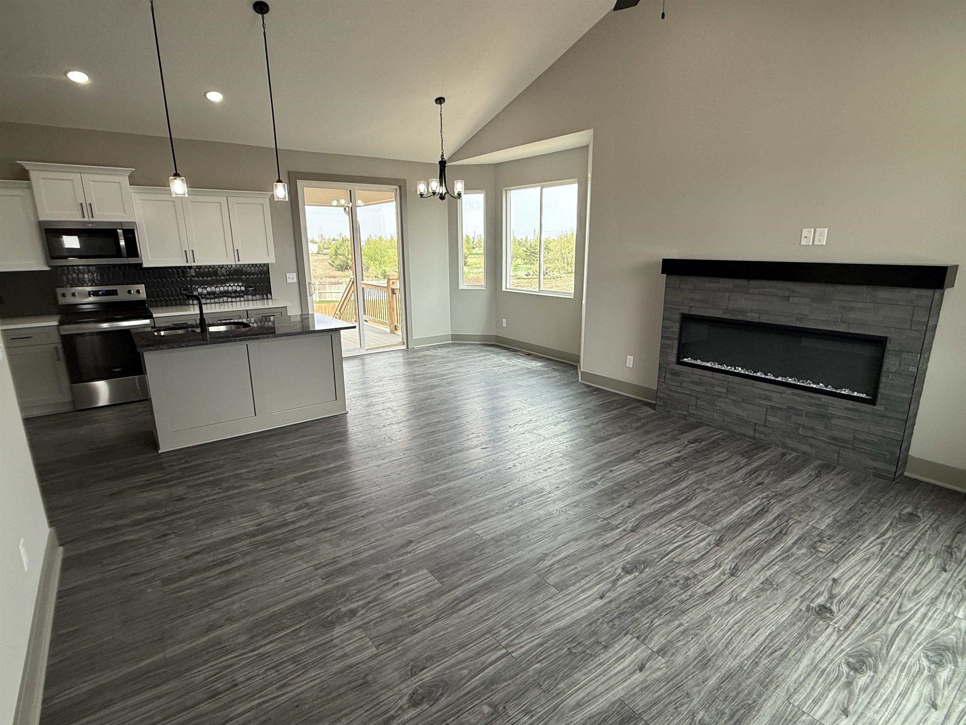 130 E Poplar Circle Goddard KS 67052