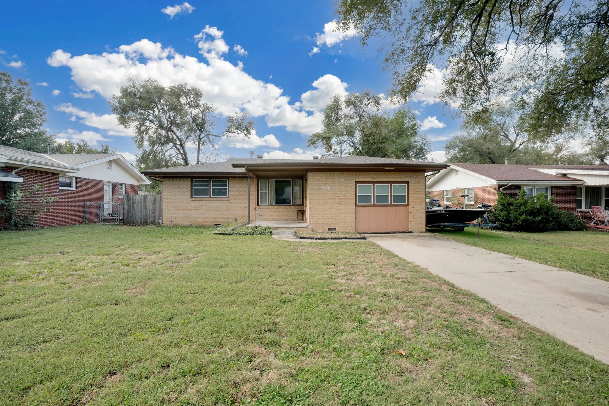 509 E 9th Belle Plaine KS 67013