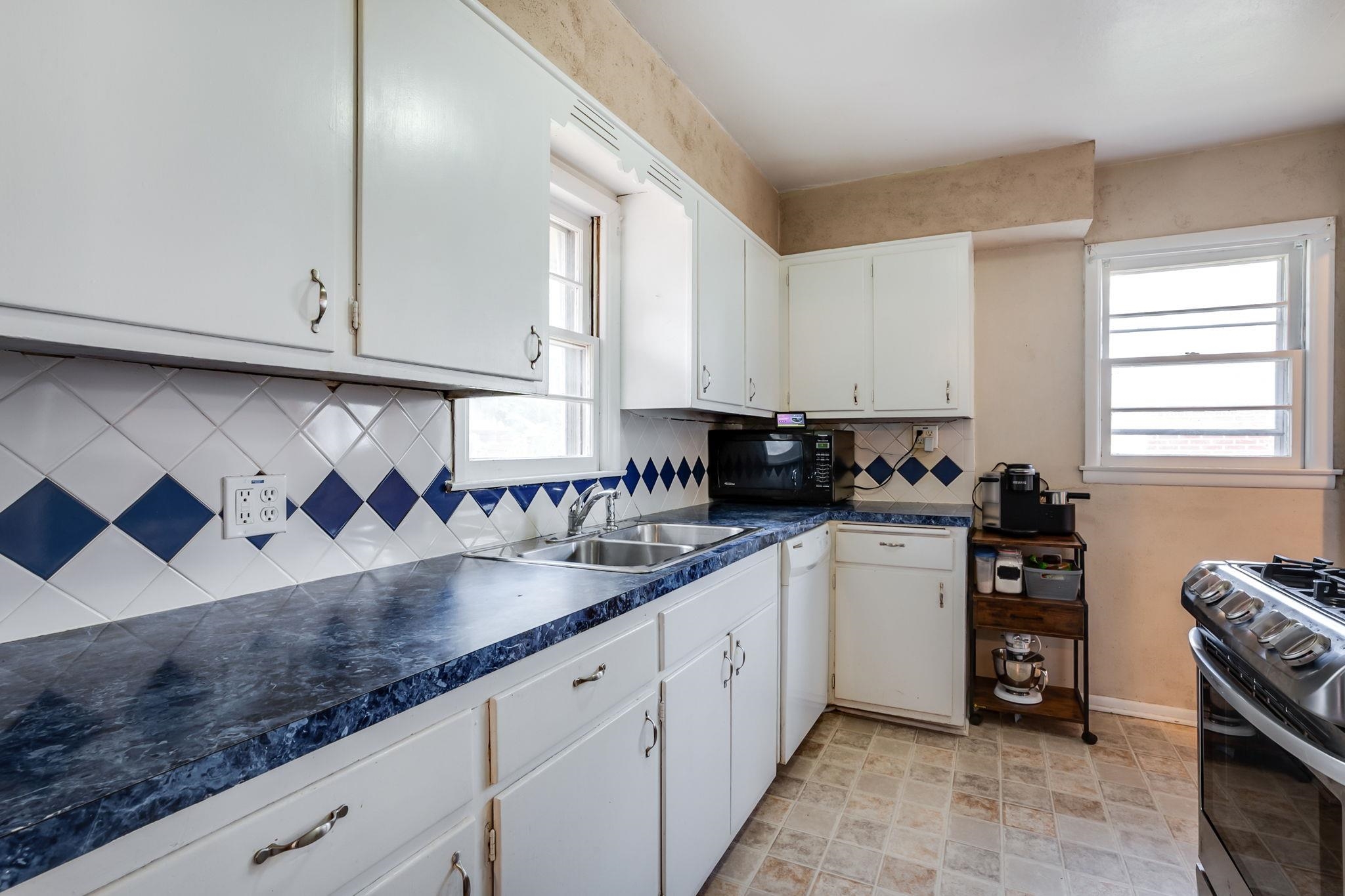 509 E 9th Belle Plaine KS 67013