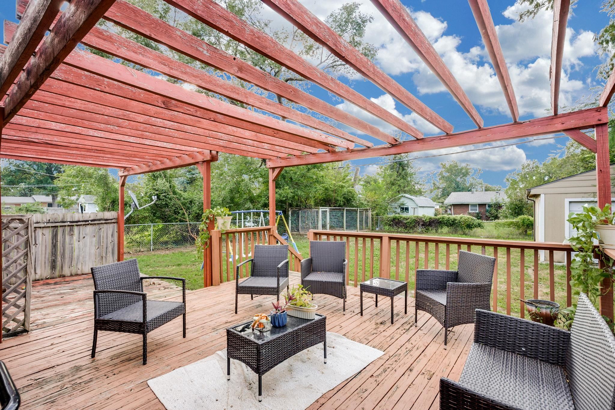 509 E 9th Belle Plaine KS 67013