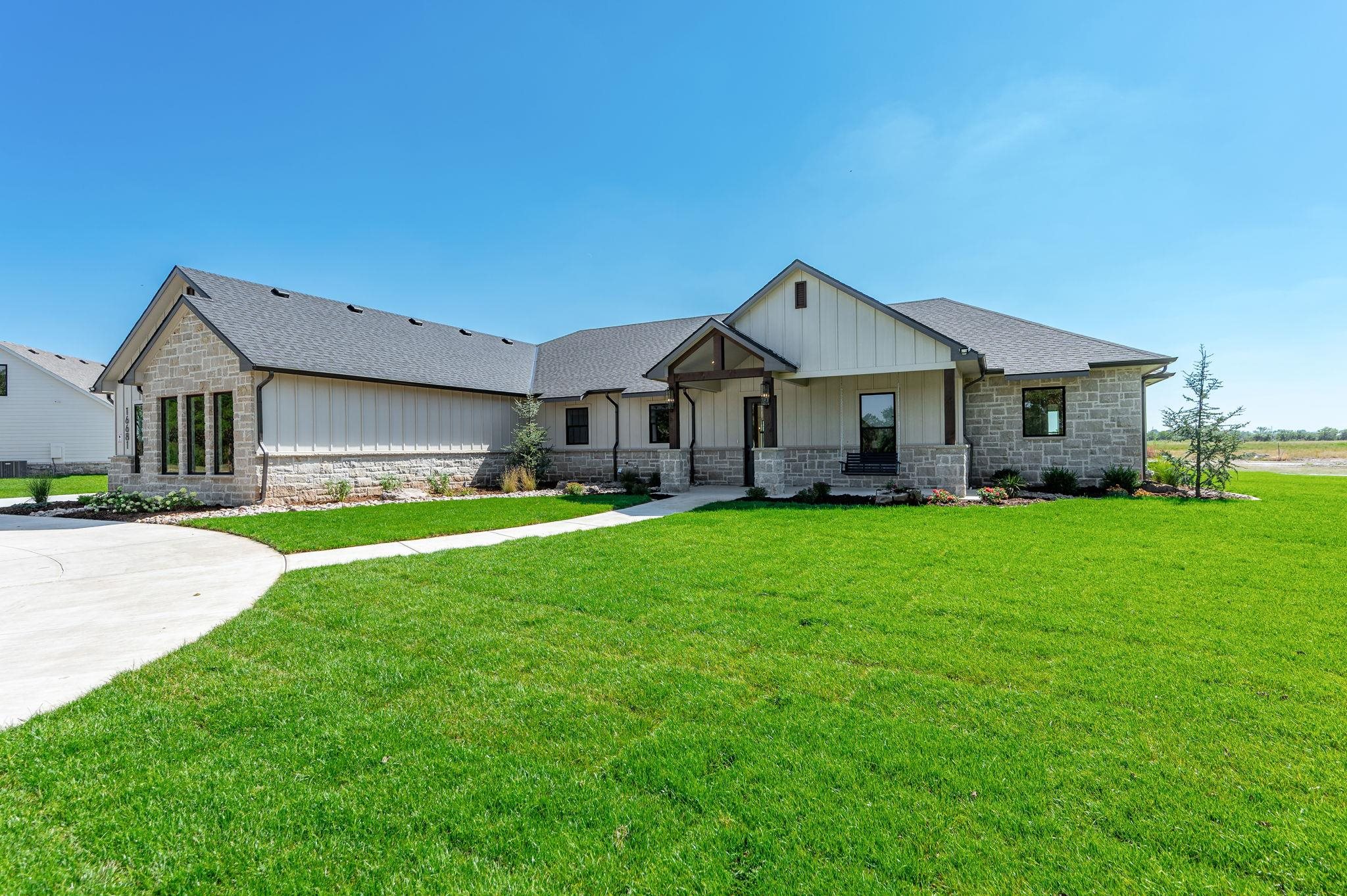 16681 W Hickory Street Wichita KS 67052
