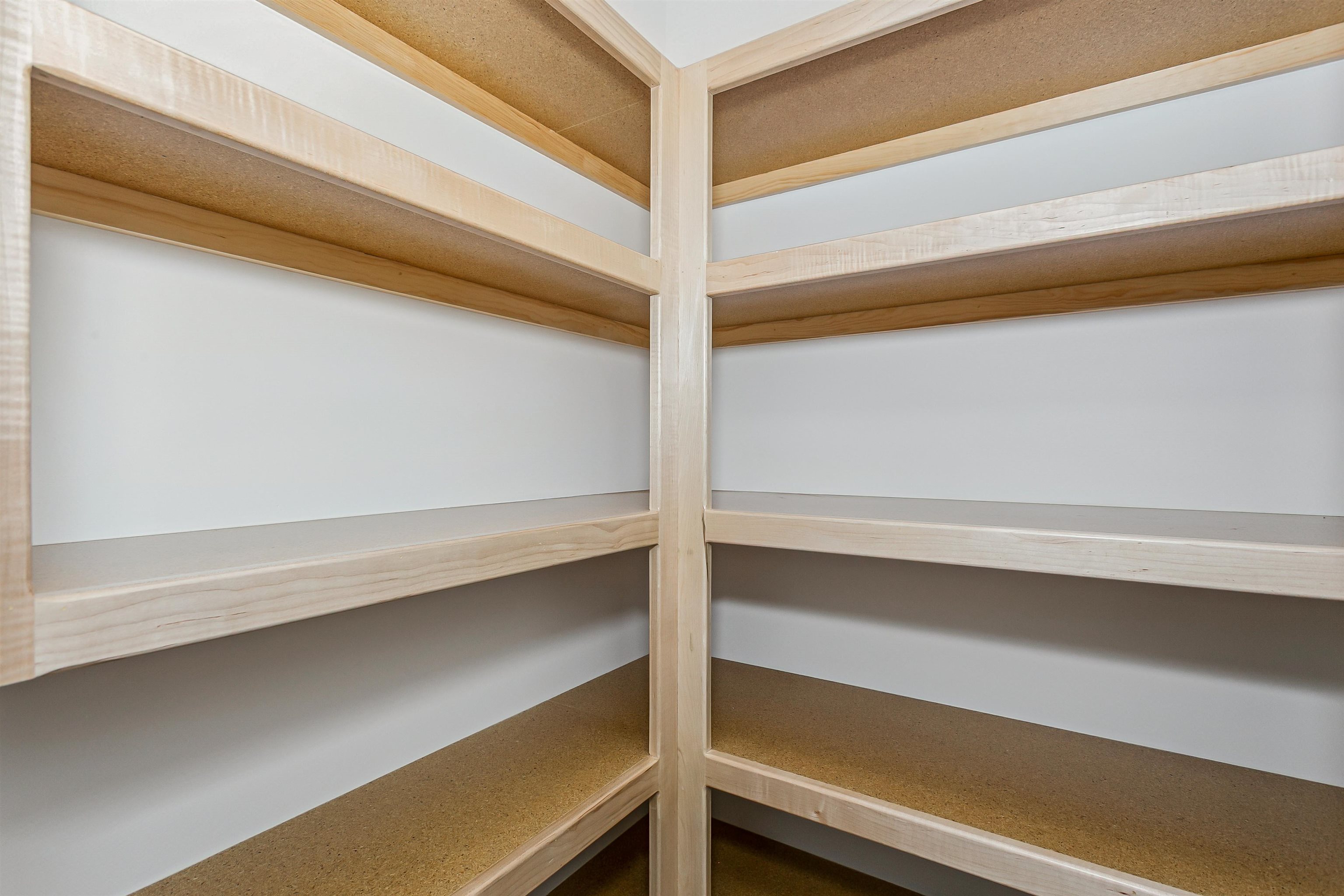 319 W Boxthorn Andover KS 67002