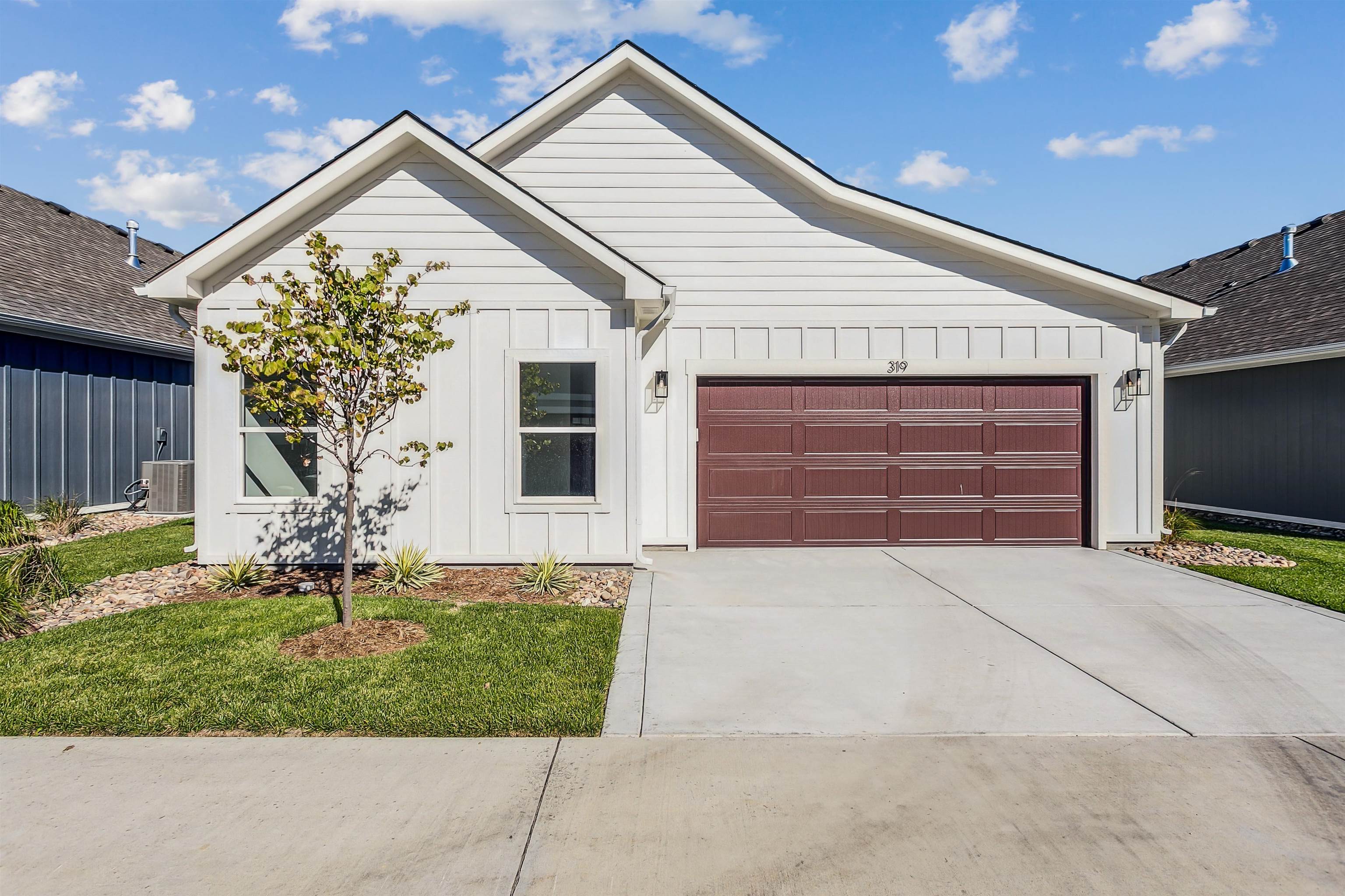 319 W Boxthorn Andover KS 67002