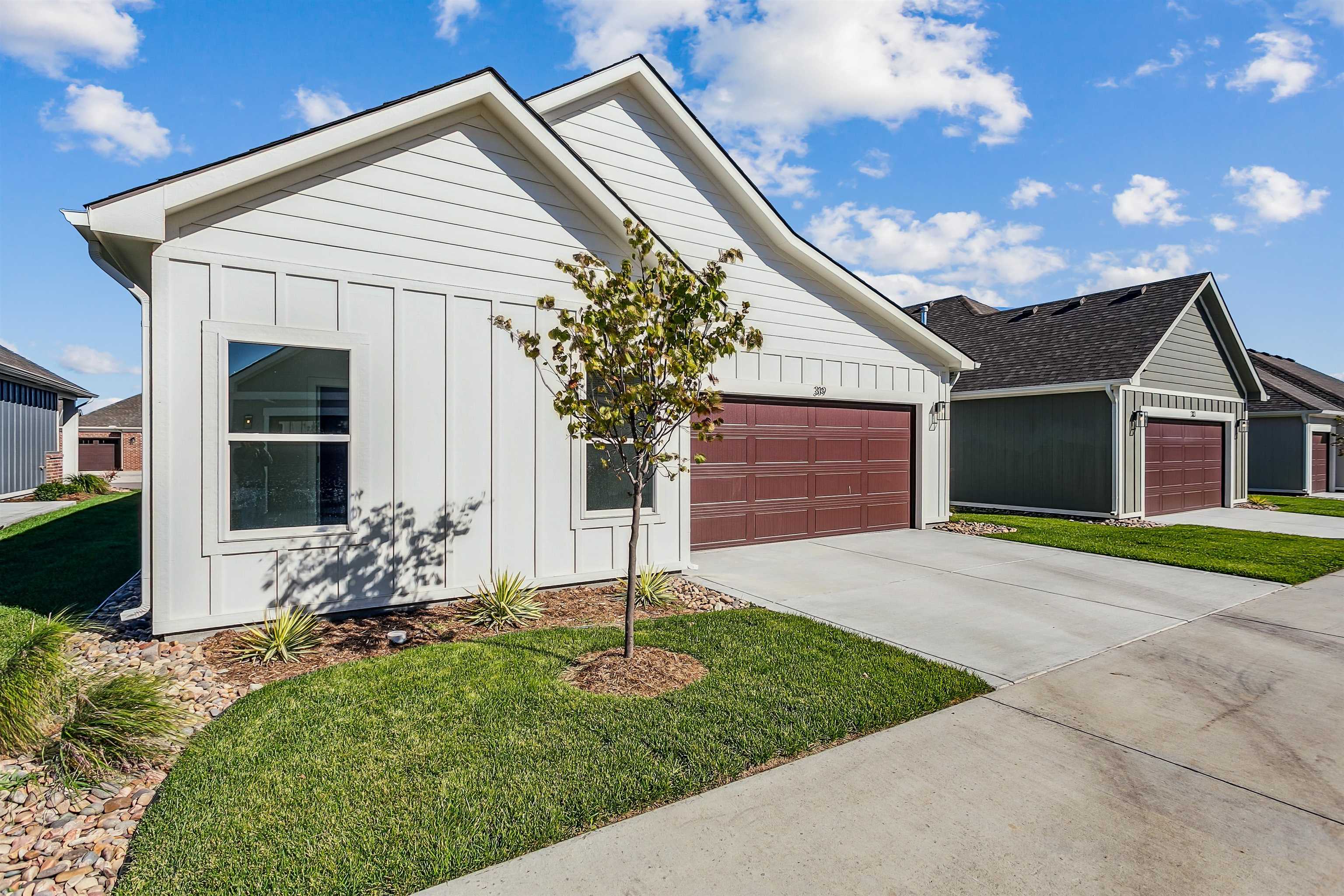 319 W Boxthorn Andover KS 67002