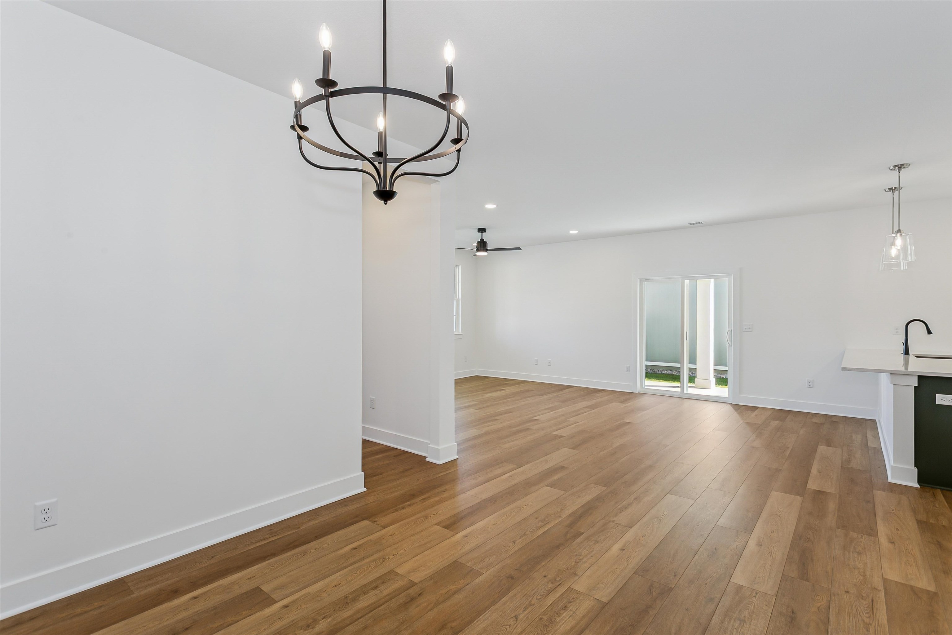 319 W Boxthorn Andover KS 67002