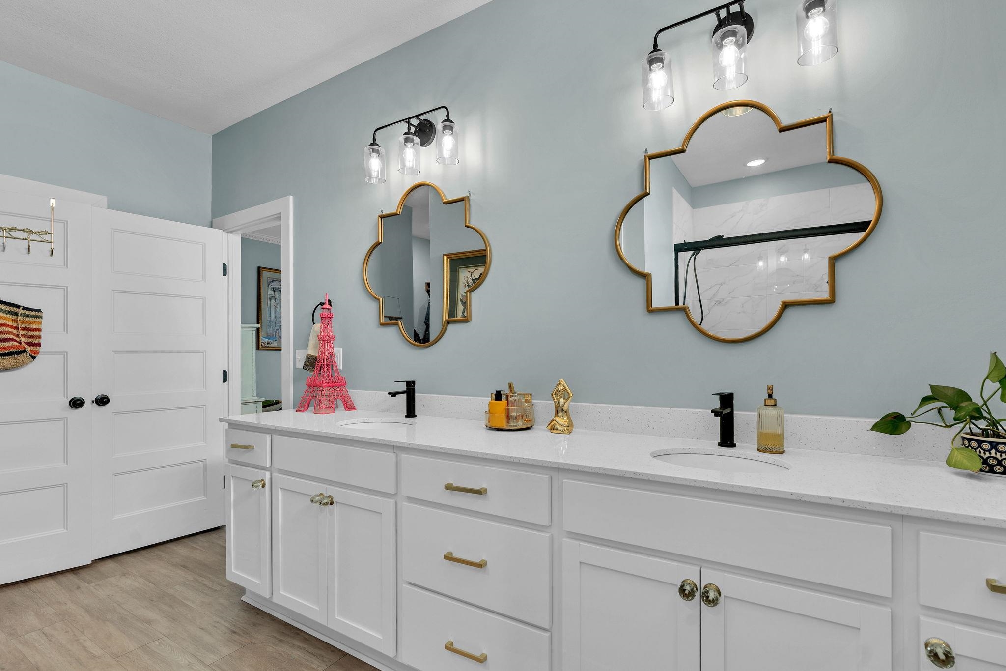 2915 E Sunnyslope Park City KS 67219