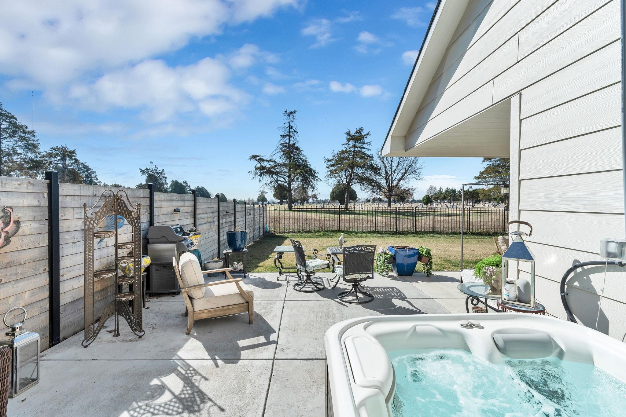 2915 E Sunnyslope Park City KS 67219