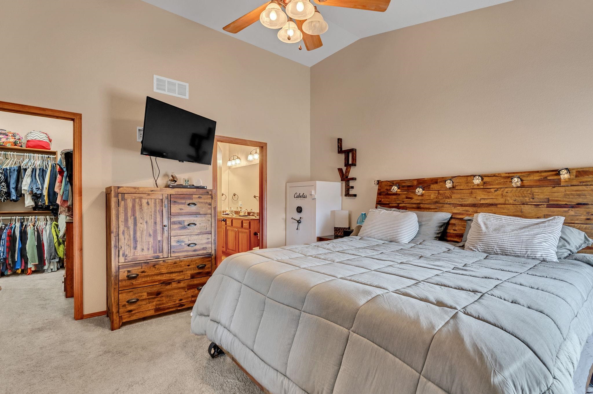 2723 E Fairchild Court Park City KS 67219