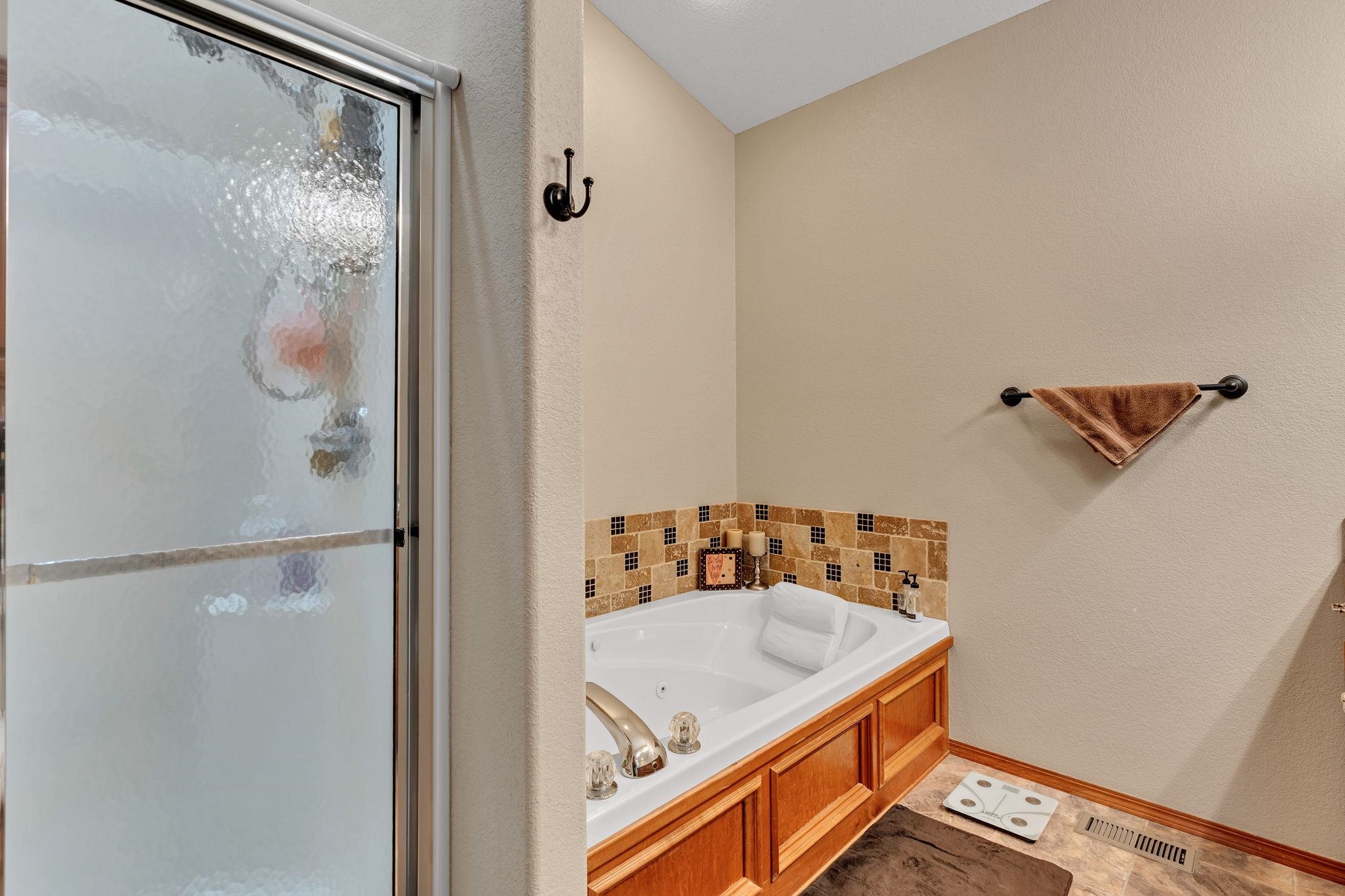 2723 E Fairchild Court Park City KS 67219