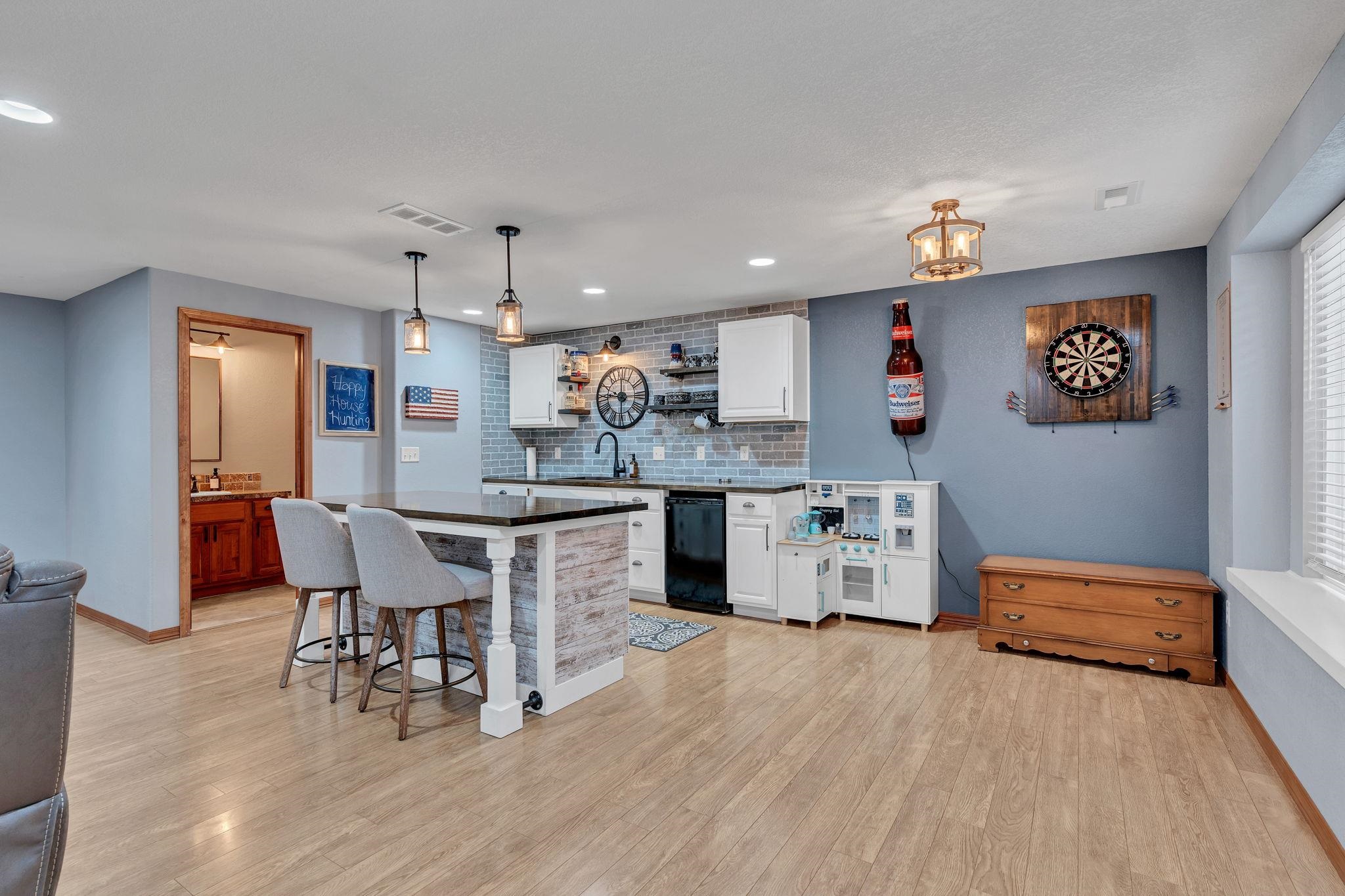 2723 E Fairchild Court Park City KS 67219