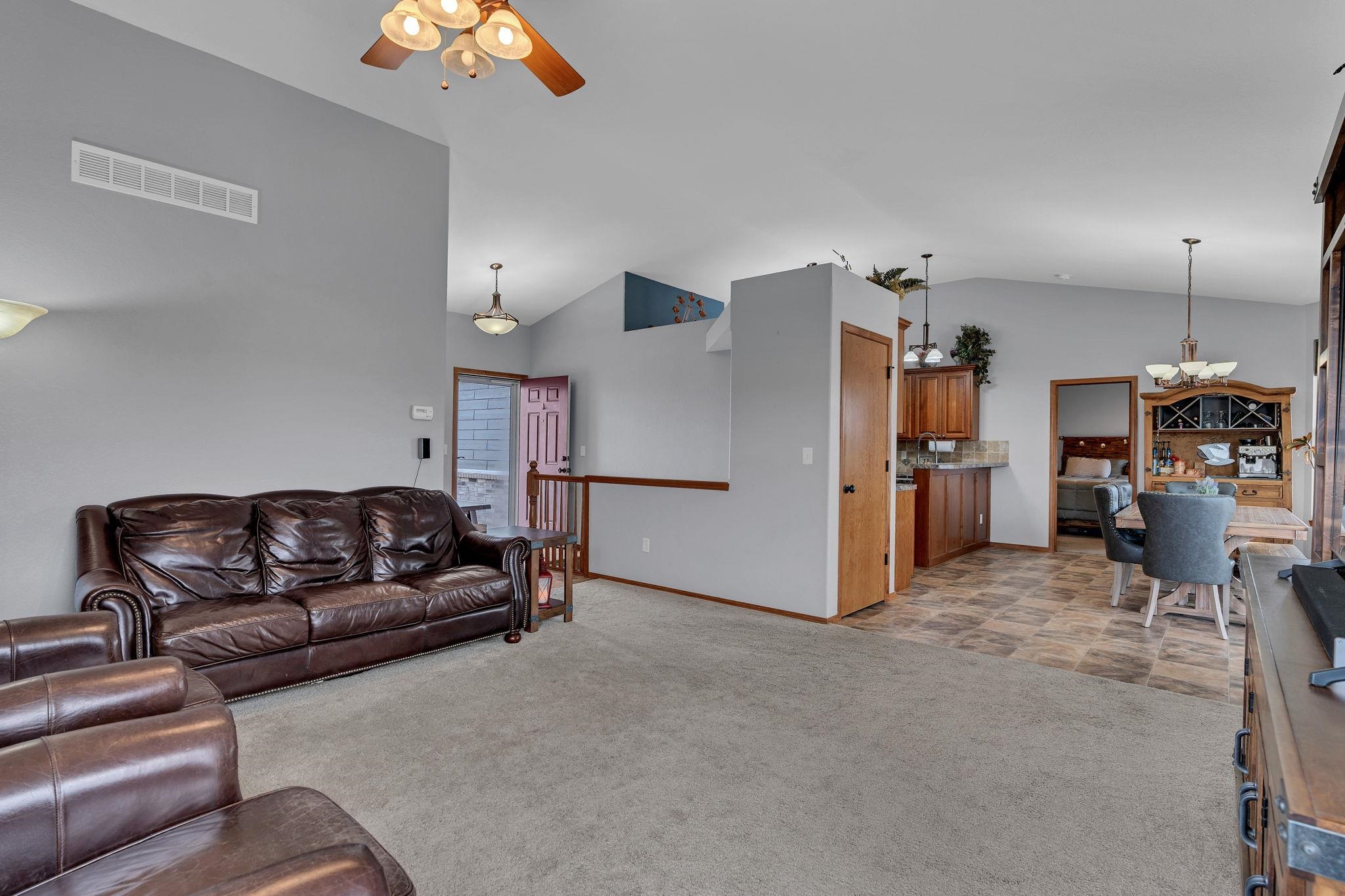 2723 E Fairchild Court Park City KS 67219