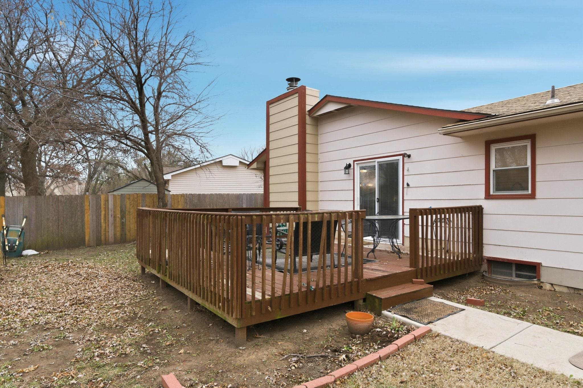 4004 Clarendon Street Bel Aire KS 67220