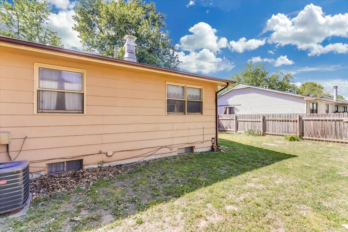 1406 N Smith Circle Wichita KS 67212-5501