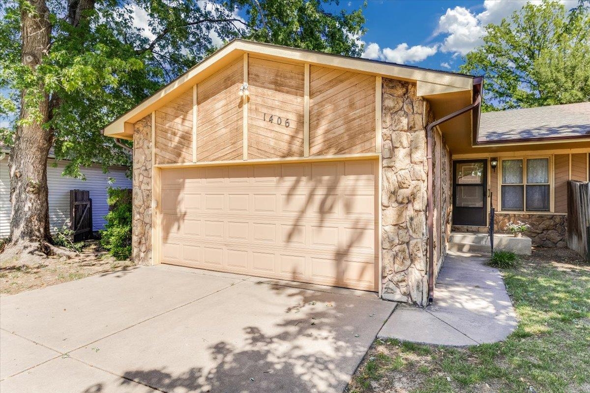 1406 N Smith Circle Wichita KS 67212-5501