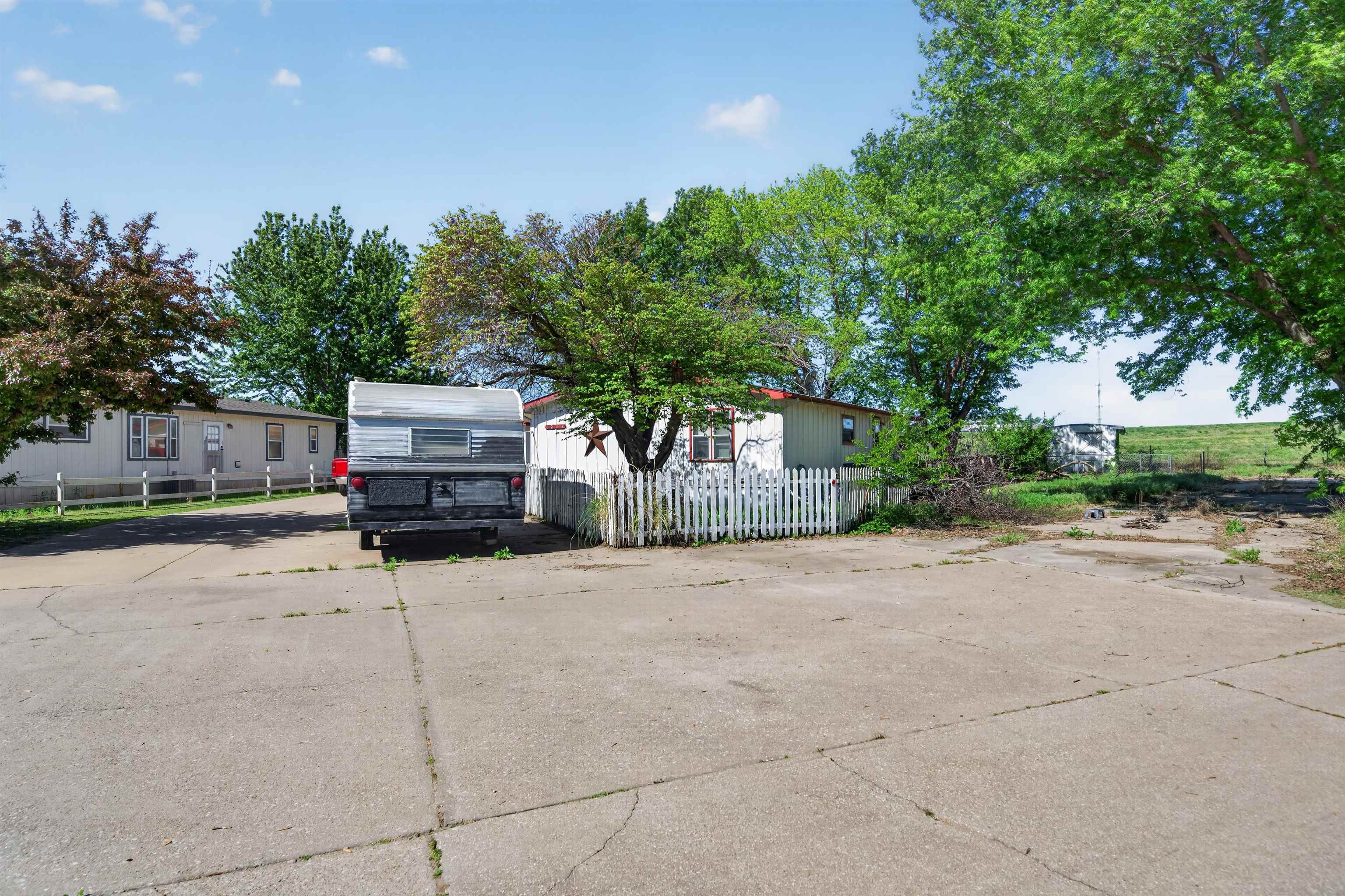 1204 E Idlewild Wichita KS 67216