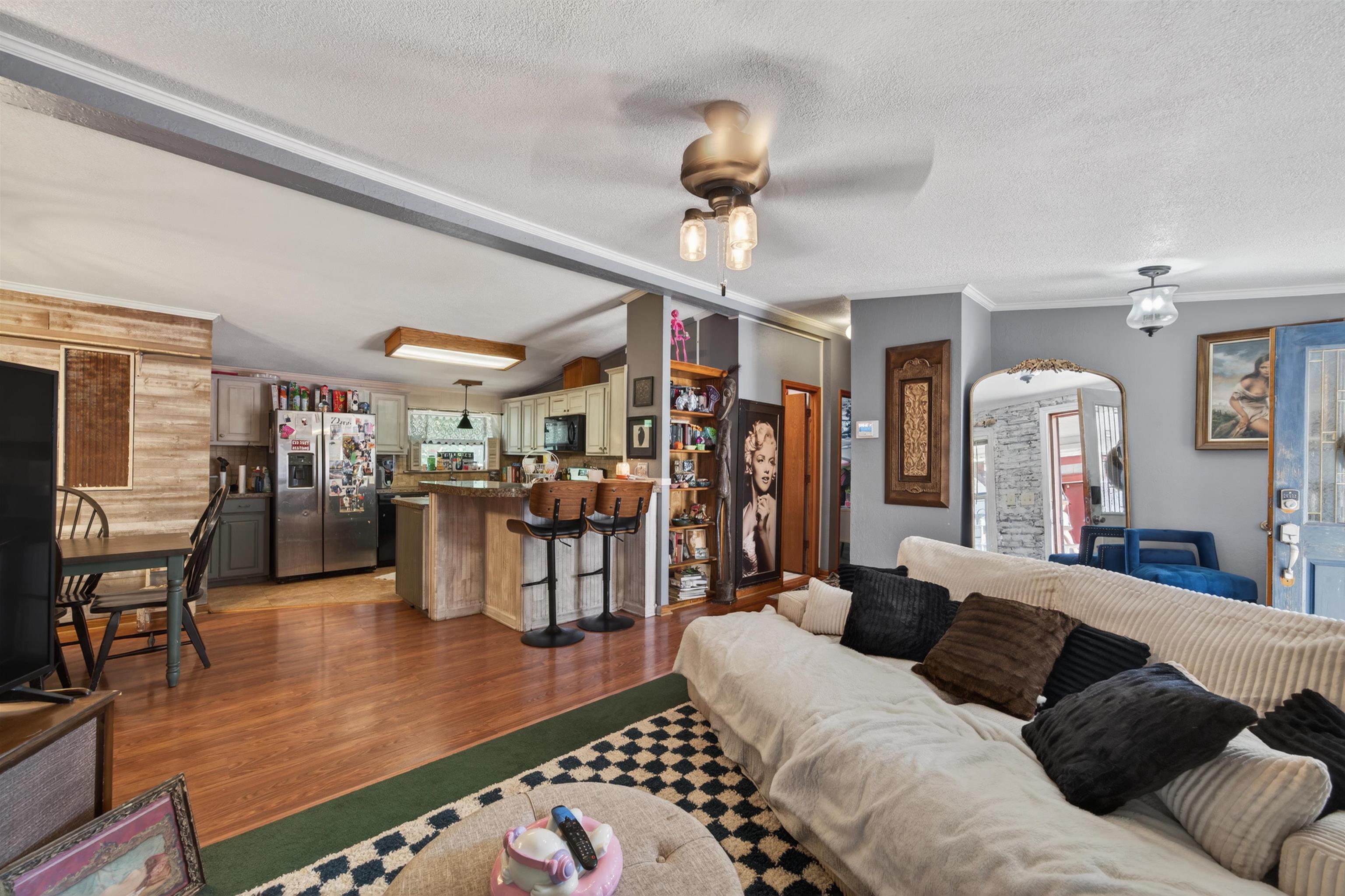 1204 E Idlewild Wichita KS 67216