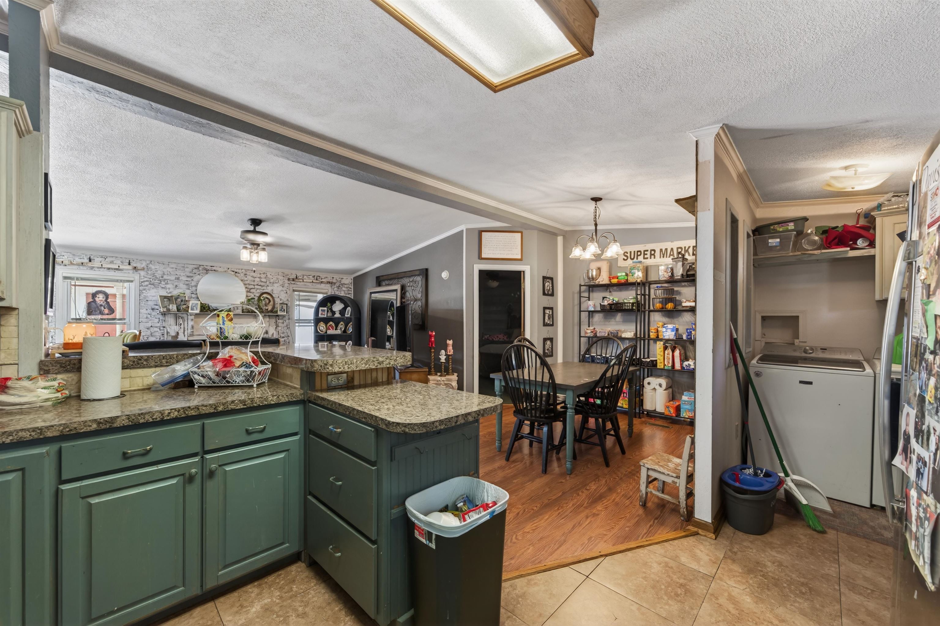 1204 E Idlewild Wichita KS 67216
