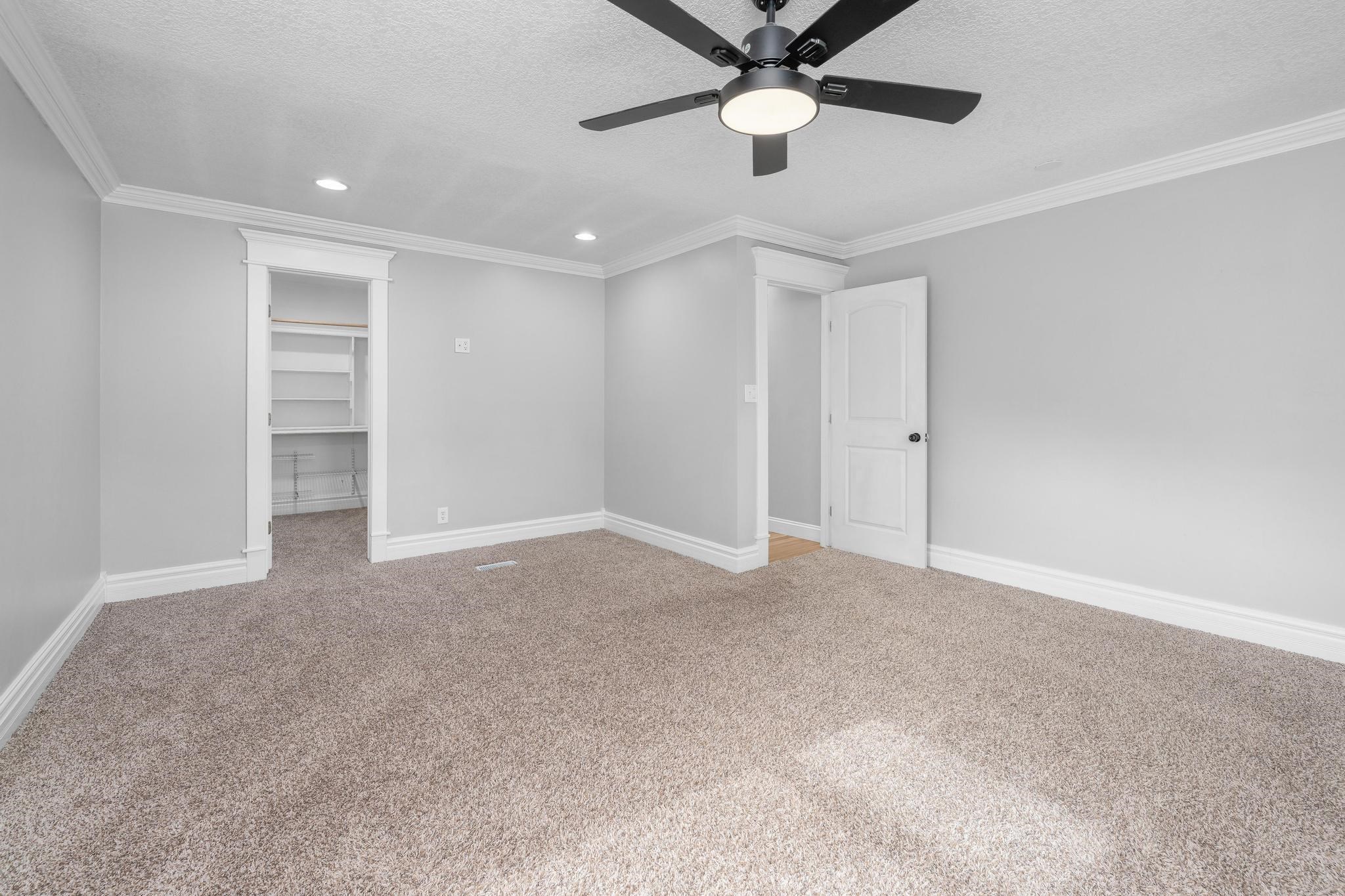 9843 W Tee Lane Wichita KS 67212