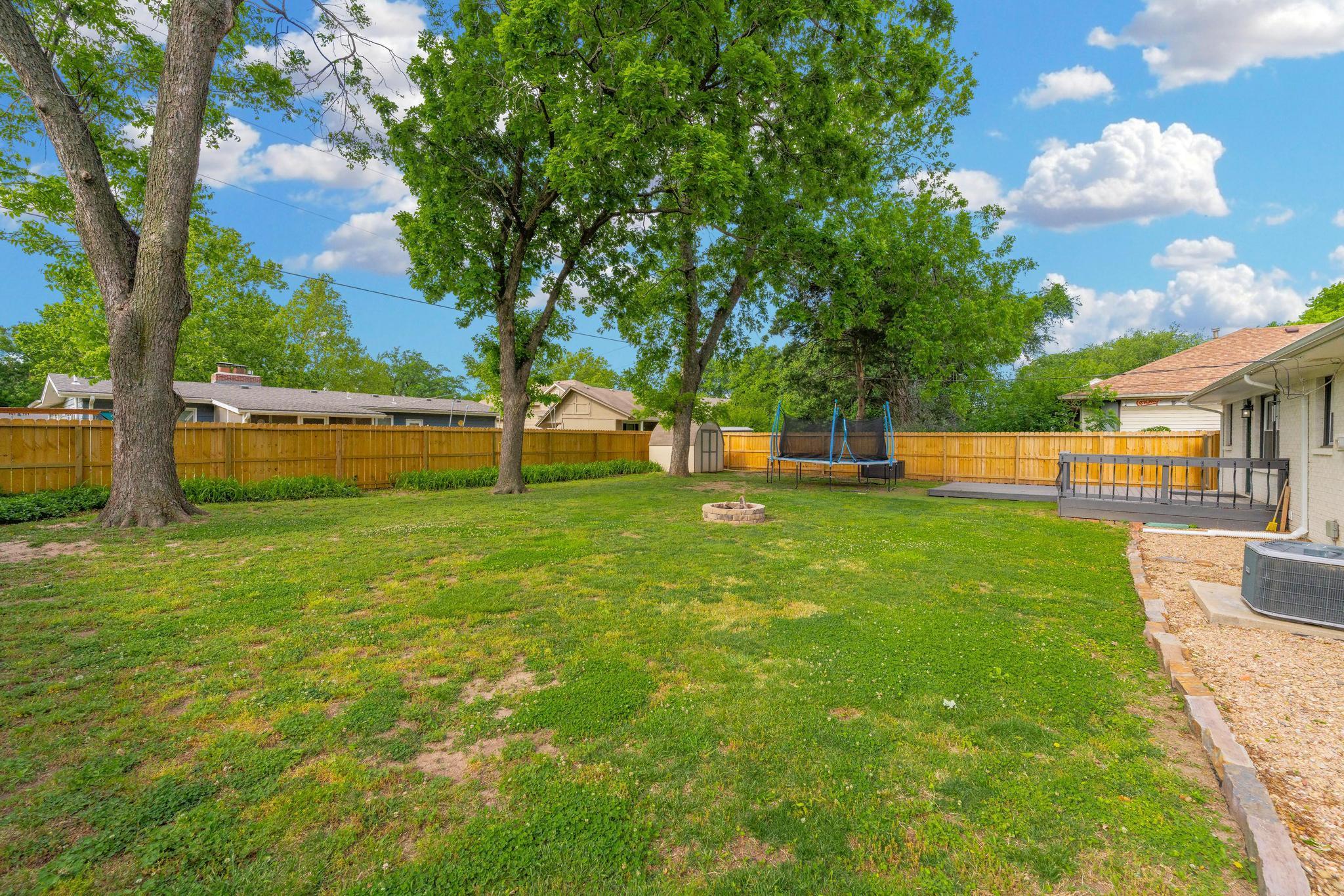 9843 W Tee Lane Wichita KS 67212