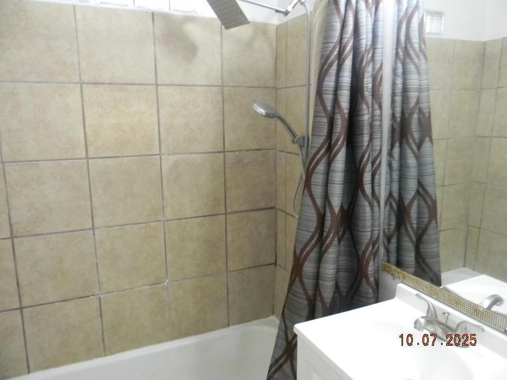 215 S Sunset Avenue Haysville KS 67060