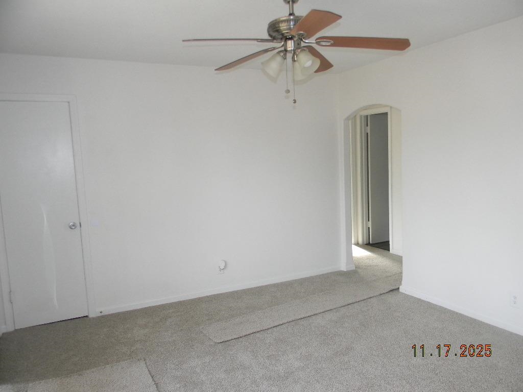 215 S Sunset Avenue Haysville KS 67060