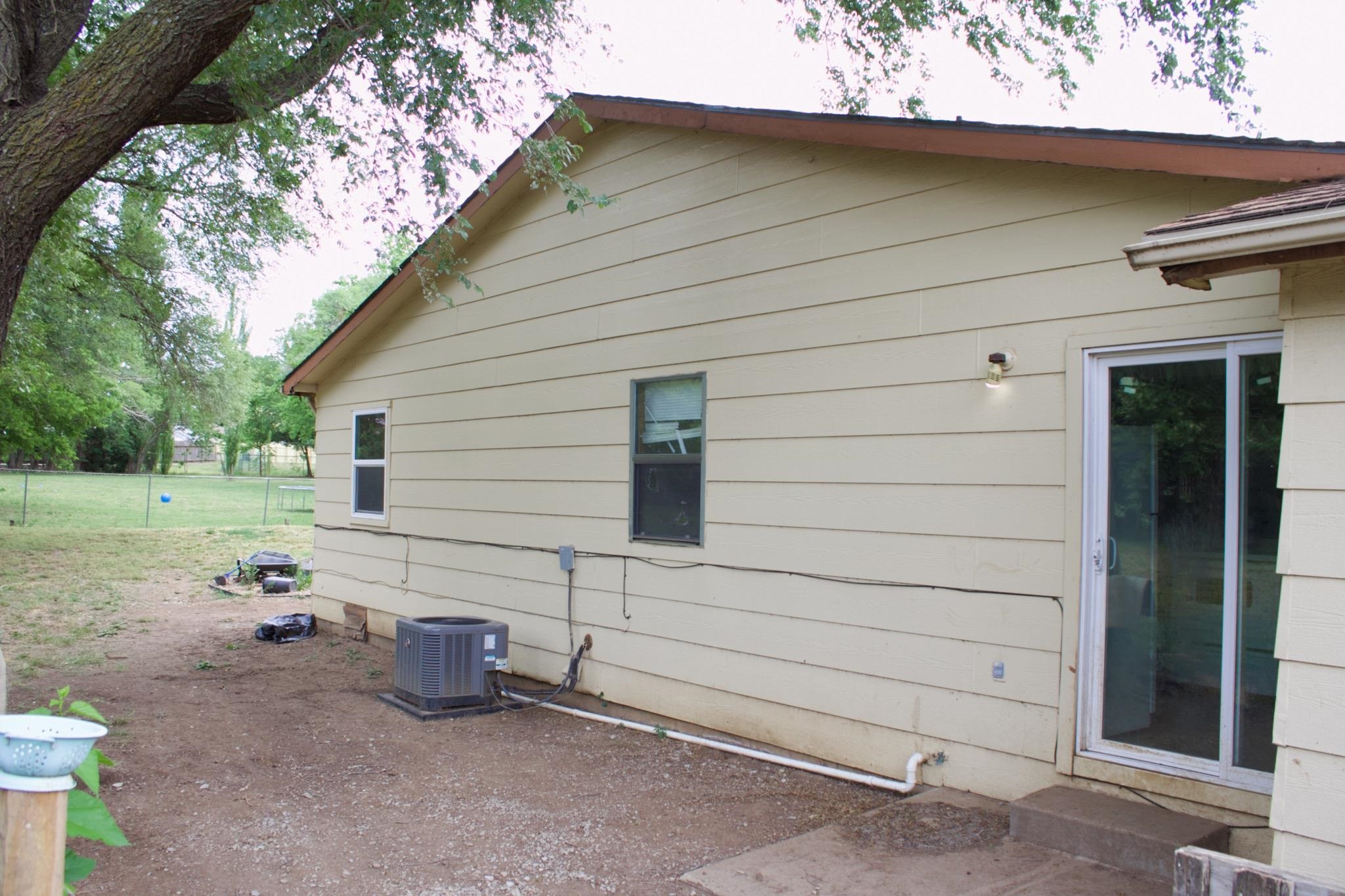215 W Overlook Drive Derby KS 67037-2621