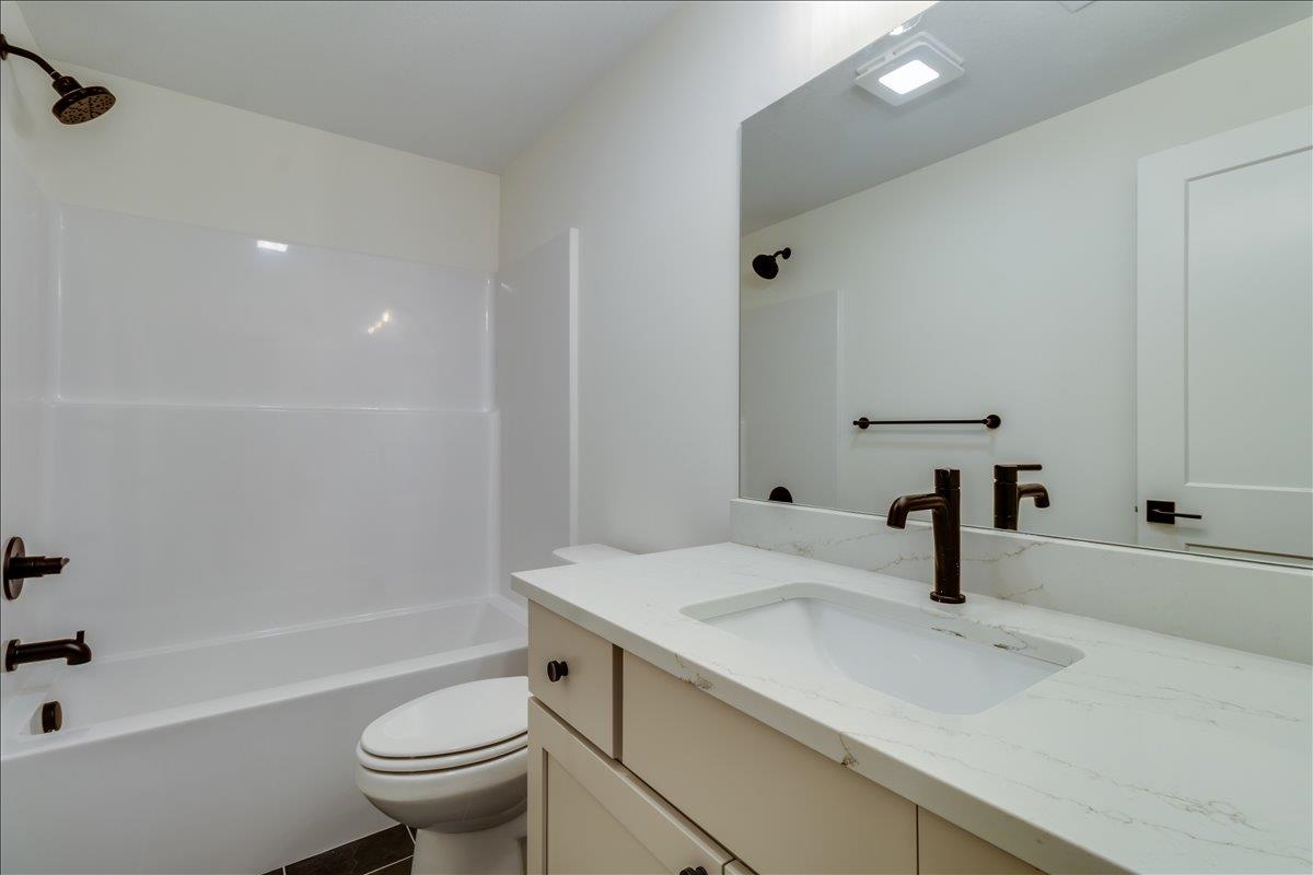 9658 W Cedar Lane Maize KS 67101