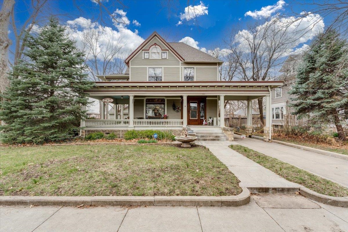 1421 N Park Place Wichita KS 67203