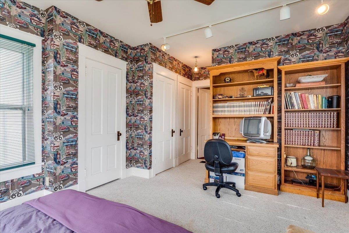 1421 N Park Place Wichita KS 67203