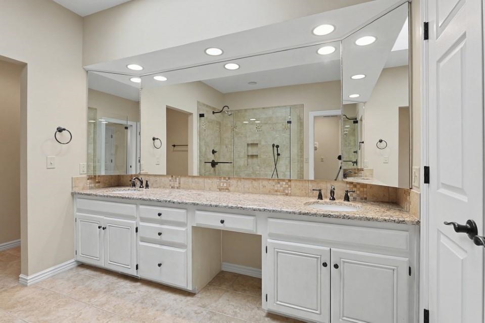 9222 E Lakepoint Street Wichita KS 67226