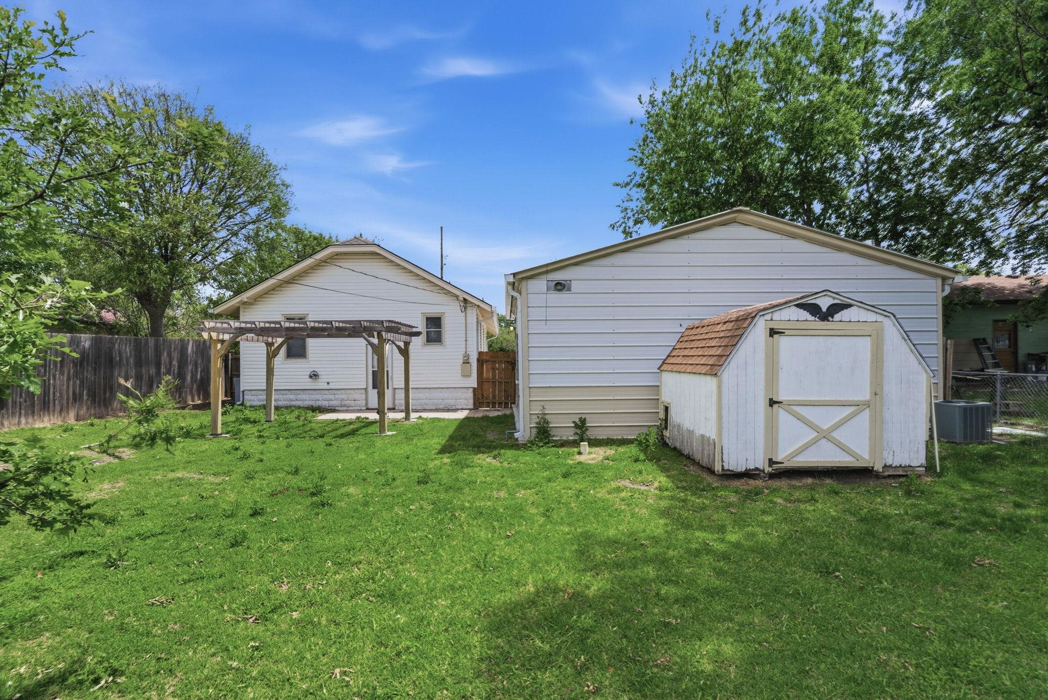 1251 N Smith Street Wichita KS 67212