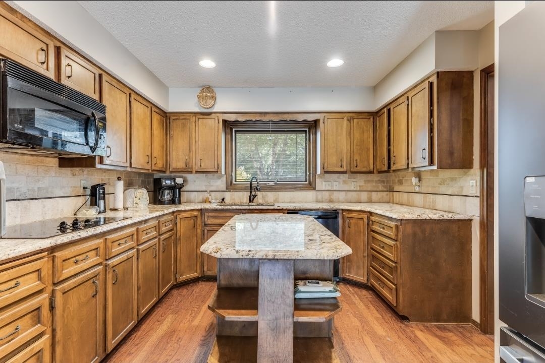 16 N Circle Drive Mulvane KS 67110