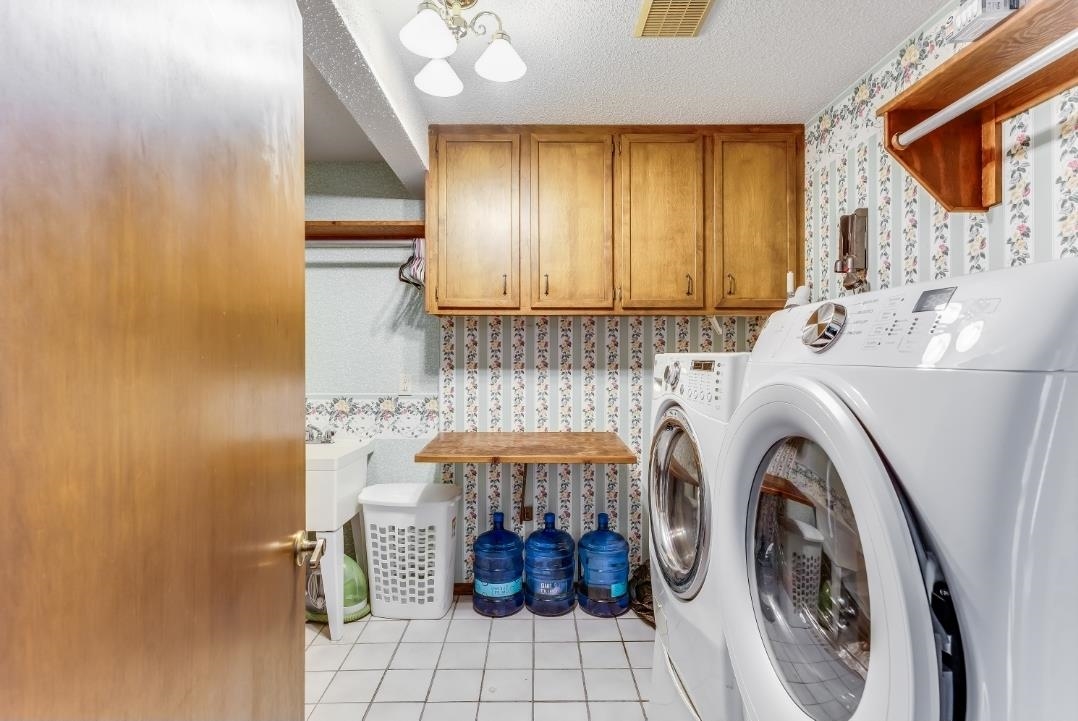 16 N Circle Drive Mulvane KS 67110