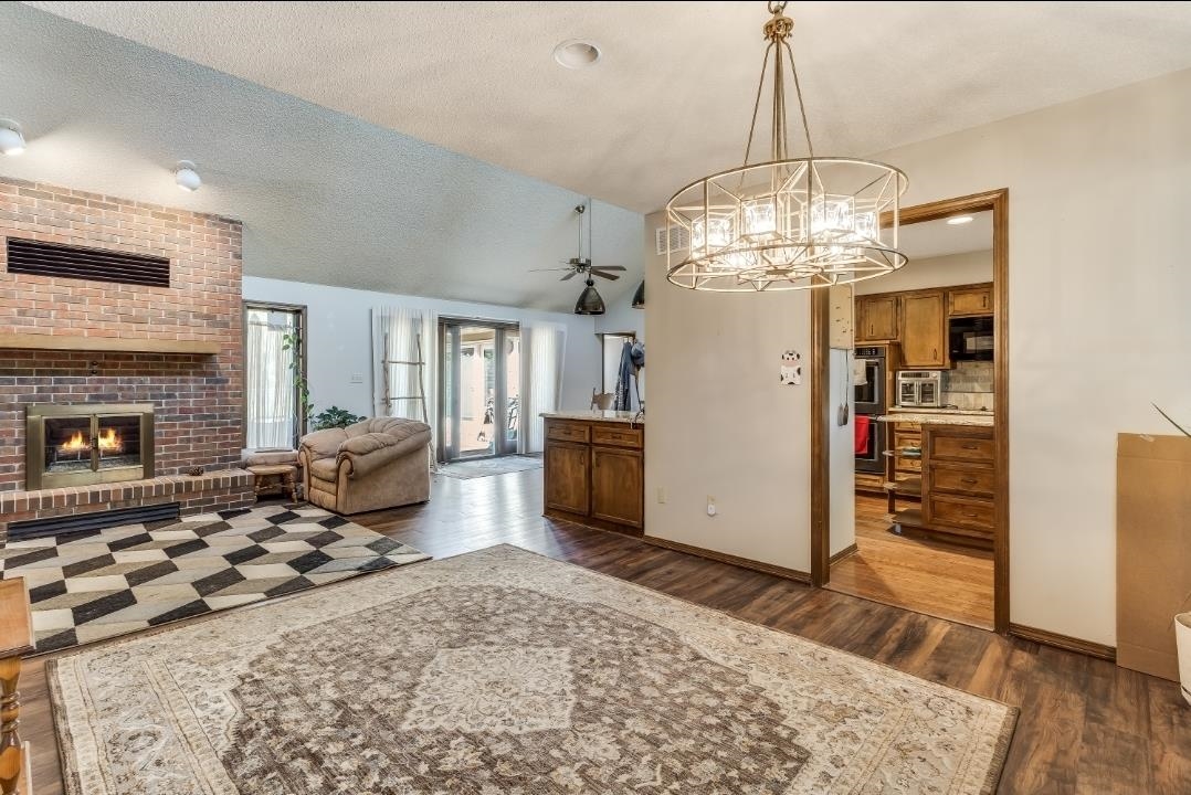 16 N Circle Drive Mulvane KS 67110