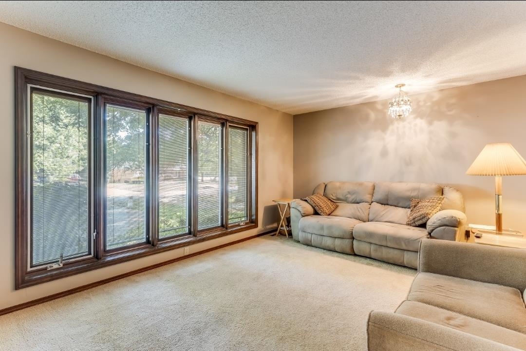 16 N Circle Drive Mulvane KS 67110