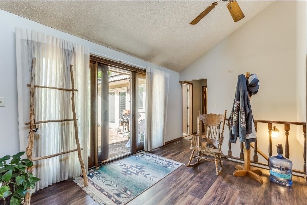 16 N Circle Drive Mulvane KS 67110