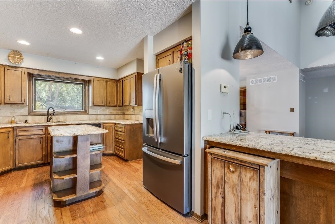 16 N Circle Drive Mulvane KS 67110