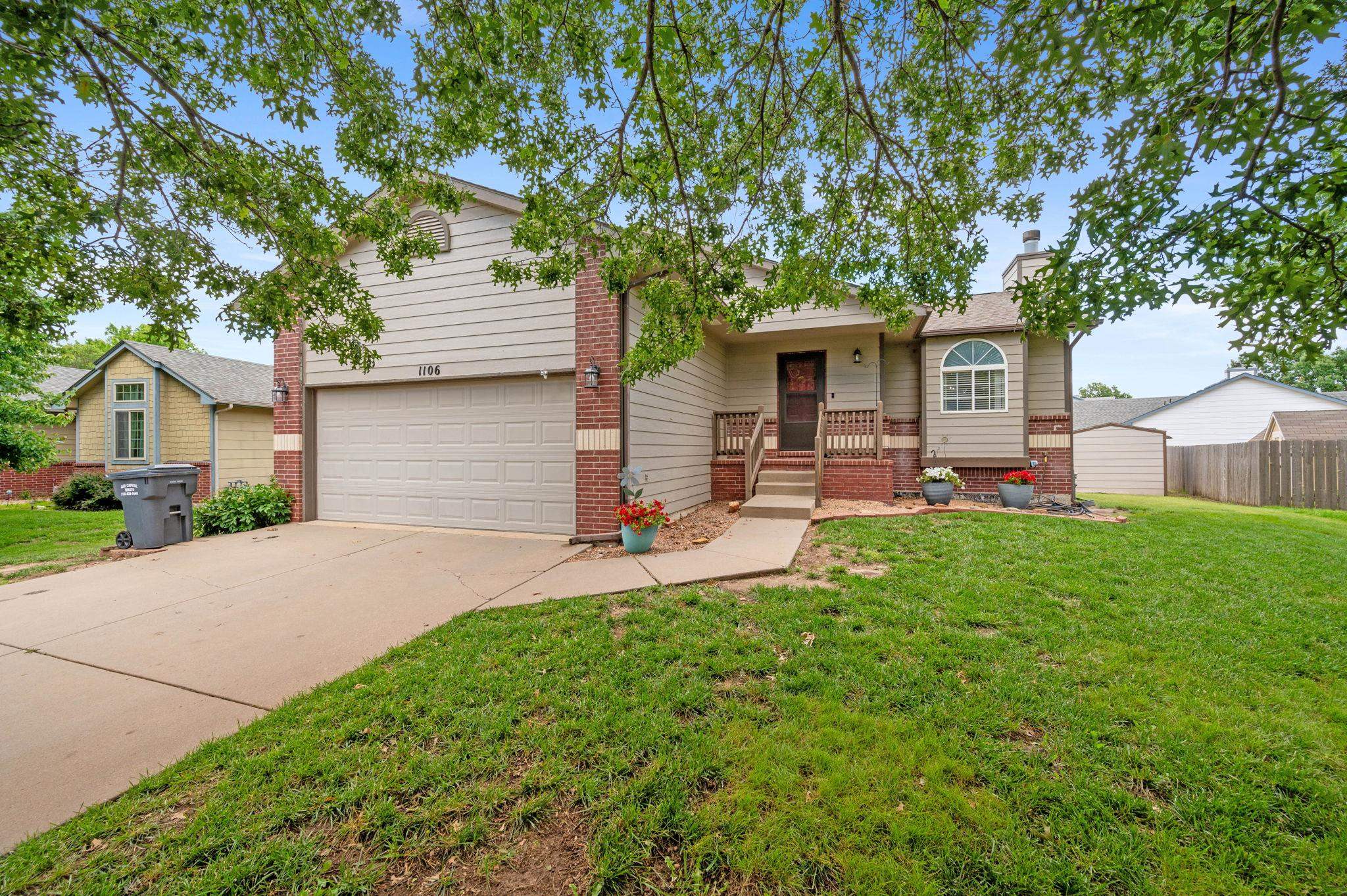 1106 N Lark Lane Wichita KS 67212