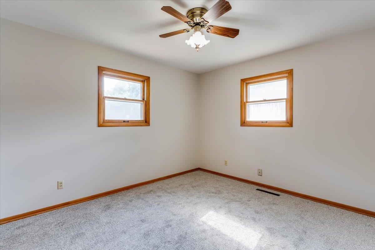 103 S Salina Haven KS 67543